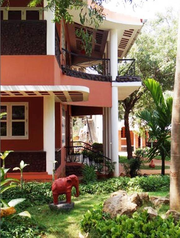 פונדיצ'רי Inn Pondiville Forest Retreat מראה חיצוני תמונה