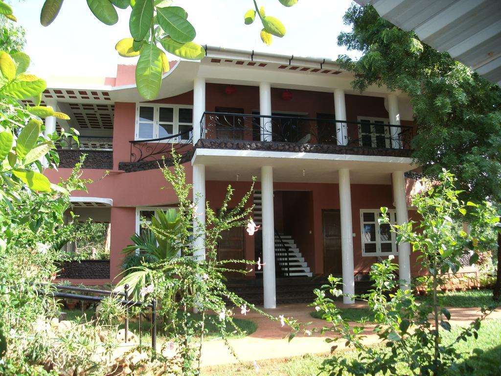 פונדיצ'רי Inn Pondiville Forest Retreat מראה חיצוני תמונה
